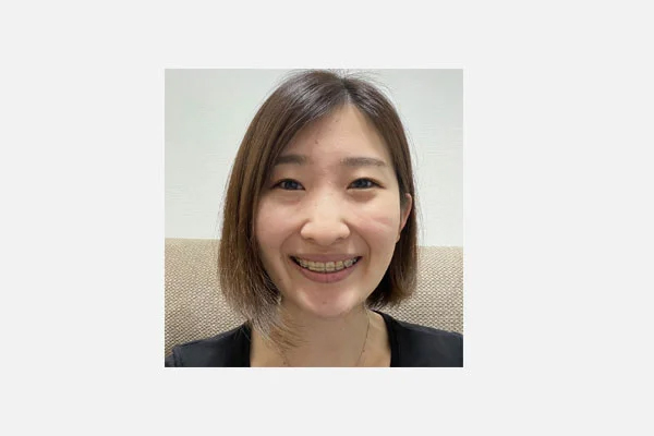 口腔外科・抜歯担当 張替 彩記子